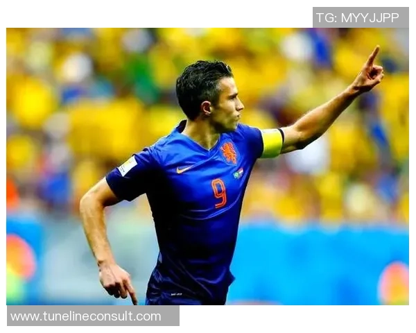 足球巨星精选图鉴带你走进球场传奇人物的精彩瞬间与荣耀时刻